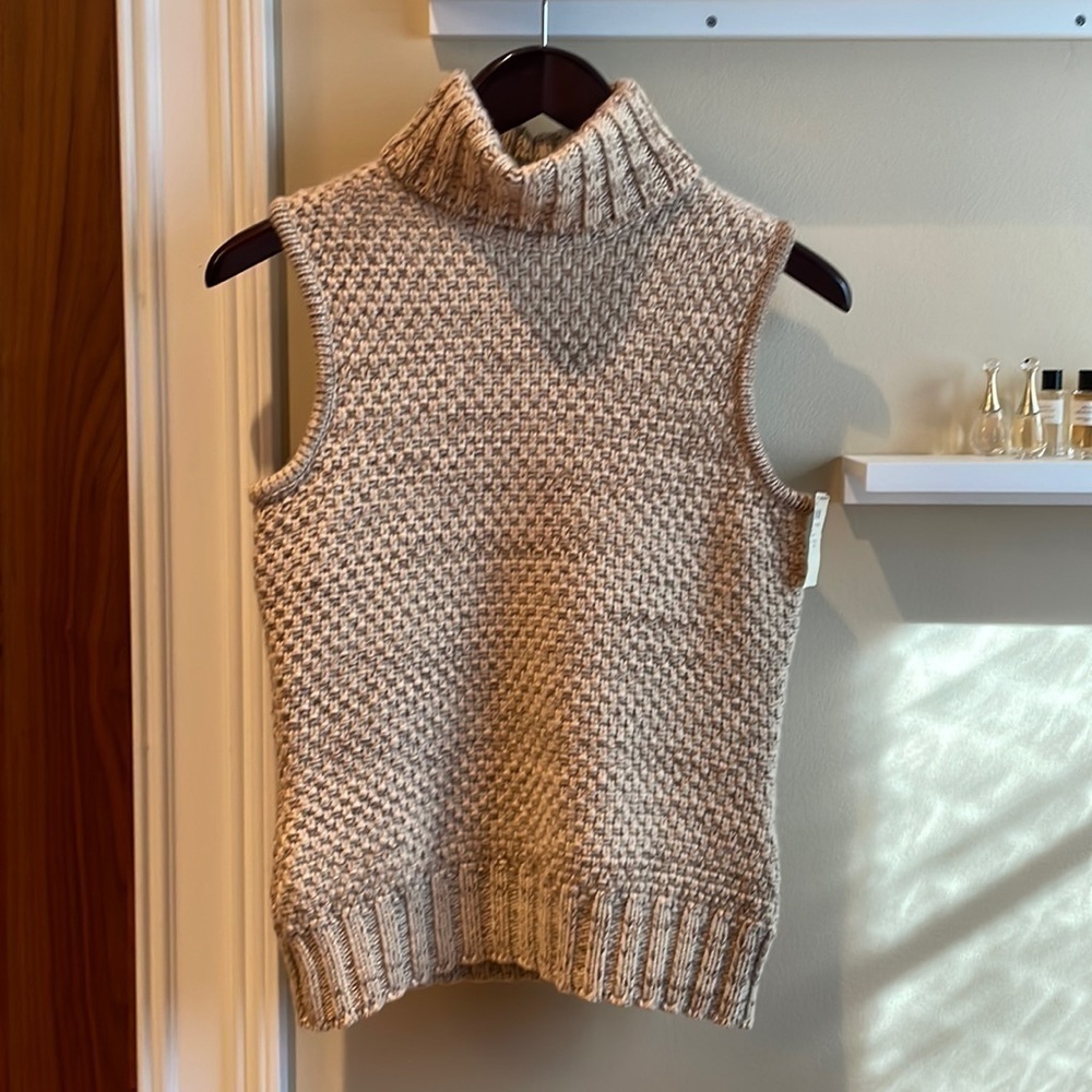 Vintage Oscar de la Renta Cashmere Sleeveless Sweater - NWT